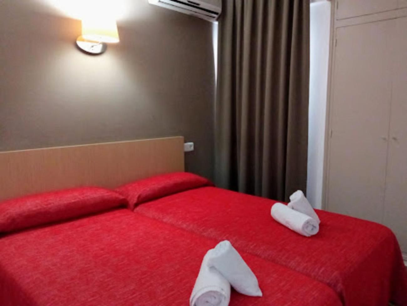 Apartamentos Orvay San Antonio Abad Exterior foto